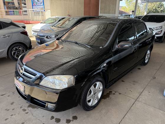 CHEVROLET ASTRA 2.0 MPFI ADVANTAGE 8V FLEX 4P MANUAL CHEVROLET ASTRA 2.0 MPFI ADVANTAGE 8V FLEX 4P MANUAL
